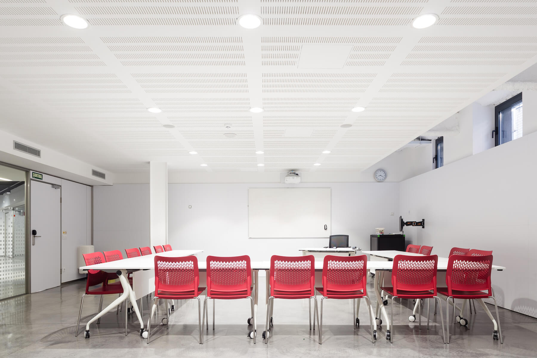 Enmotic - Smart Building sharing emotions